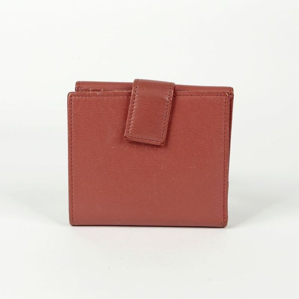 Interlocking Flap Medium Wallet - Picture 4 of 10